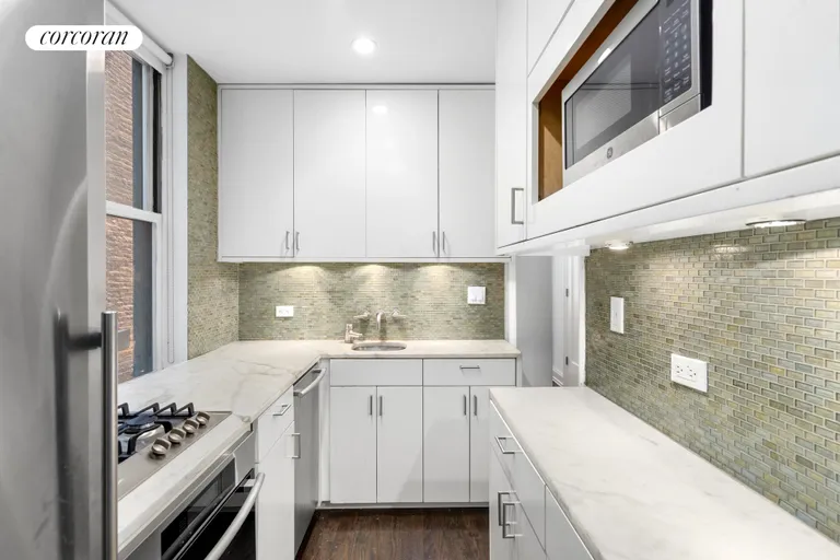 New York City Real Estate | View 11 West 69th Street, 5C | Kitchen | View 7