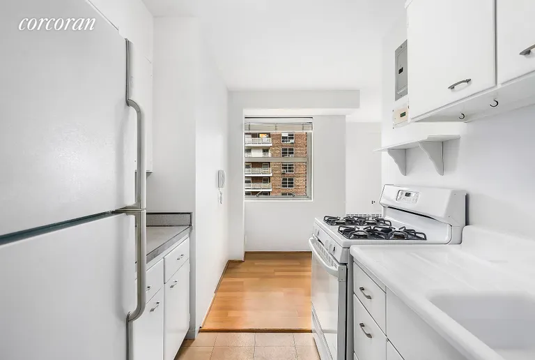 New York City Real Estate | View 80 LaSalle Street, 18D | Kitchen | View 8