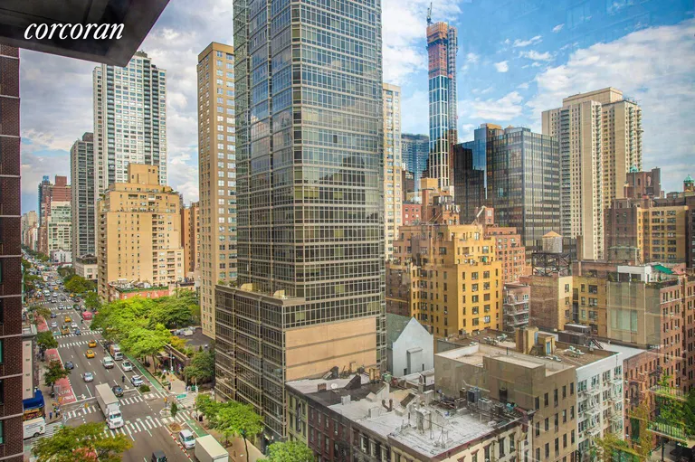 New York City Real Estate | View 250 East 54th Street, 18D | 1 Bed, 1 Bath | View 1