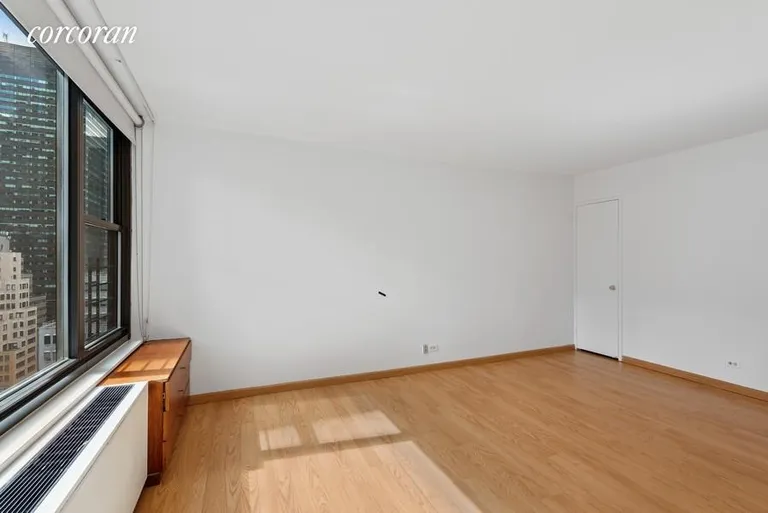 New York City Real Estate | View 115 East 57th Street, 28B | Primary Bedroom | View 4