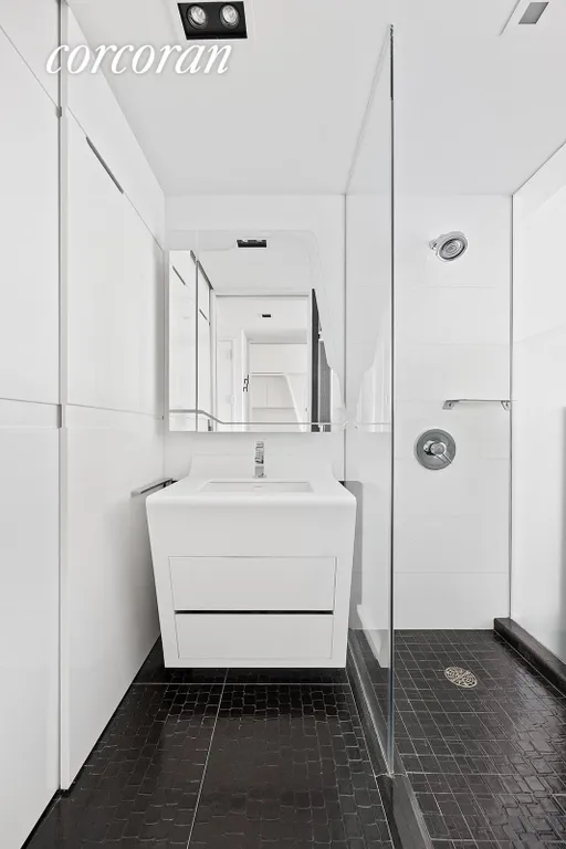 New York City Real Estate | View 123 Washington Street, 36D | Full Bathroom | View 5