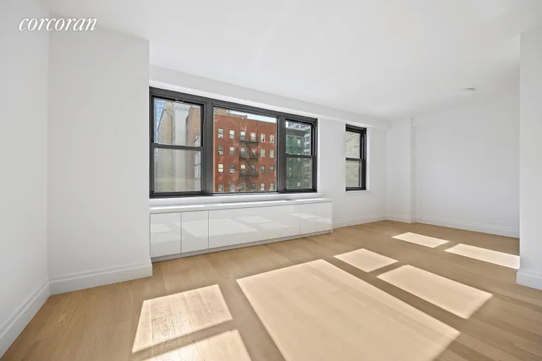 New York City Real Estate | View 196 East 75th Street, 3F | Dining Area | View 6