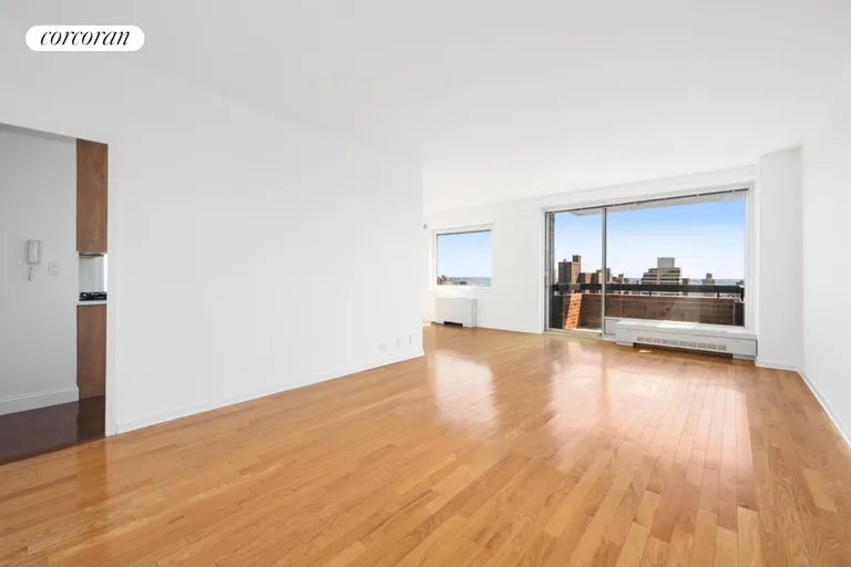 New York City Real Estate | View 45 East 89th Street, 31F | 3 Beds, 3 Baths | View 1