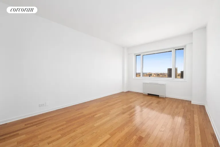 New York City Real Estate | View 45 East 89th Street, 31F | room 7 | View 8