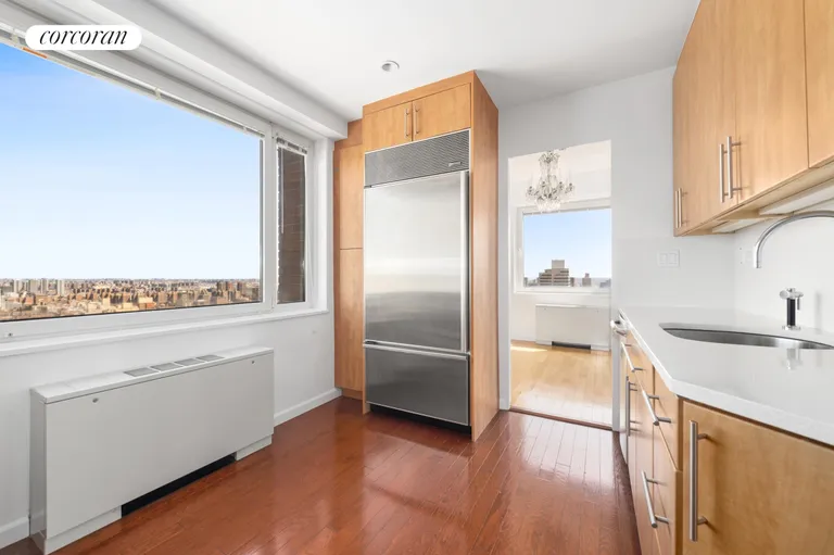 New York City Real Estate | View 45 East 89th Street, 31F | room 8 | View 9