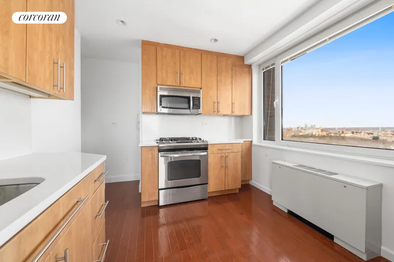 New York City Real Estate | View 45 East 89th Street, 31F | room 9 | View 10
