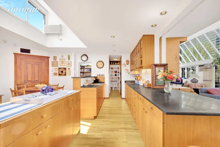 New York City Real Estate | View 33 West 93rd Street, 5B | Kitchen | View 7