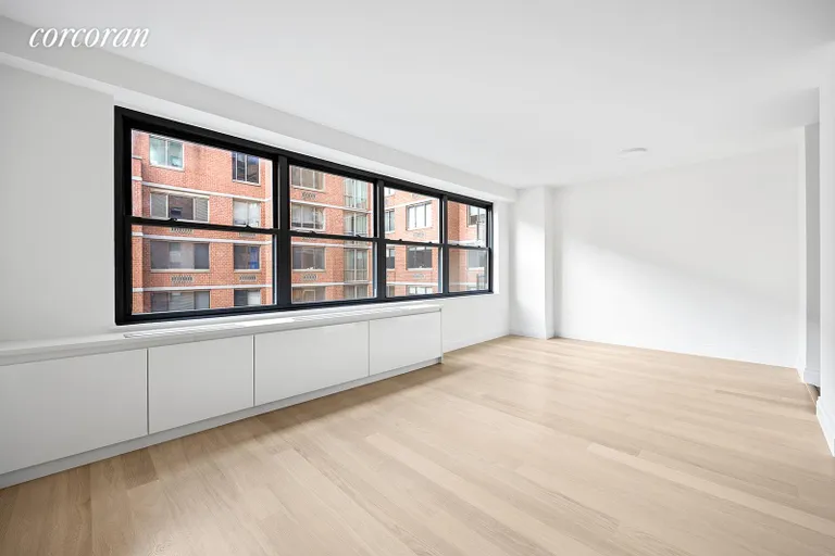 New York City Real Estate | View 345 East 81st Street, 6J | Dining Area | View 2