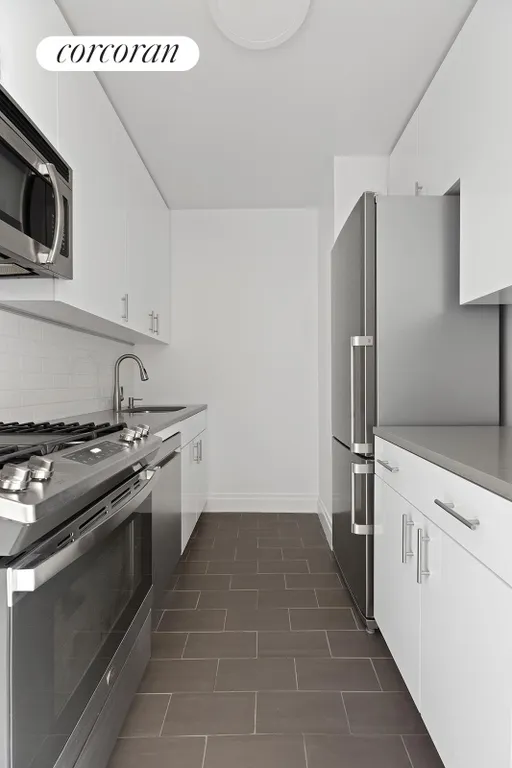 New York City Real Estate | View 160 East 38th Street, 14C | Kitchen | View 4