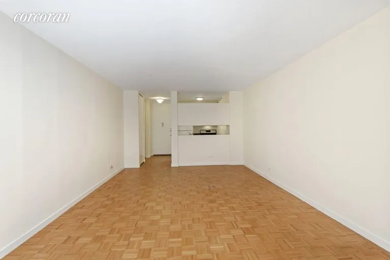 New York City Real Estate | View 145 East 48th Street, 8E | Living Room | View 4