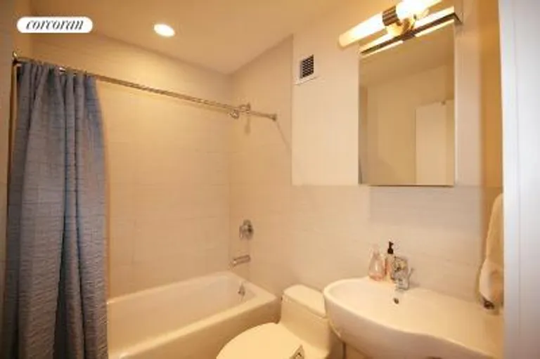 New York City Real Estate | View 20 Tiffany Place, 2N | room 5 | View 6