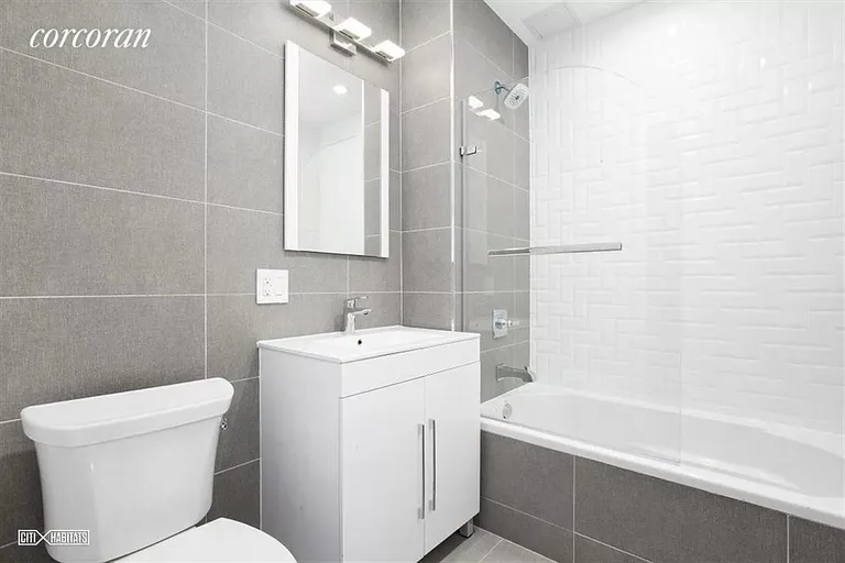 New York City Real Estate | View 517 West 134th Street, 6C | Full Bathroom | View 3
