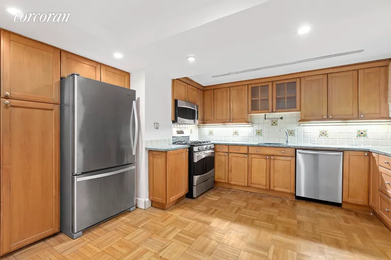 New York City Real Estate | View 405 West 23rd Street, 2B | Kitchen | View 5