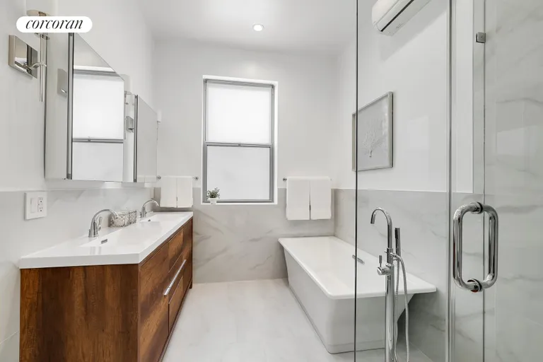 New York City Real Estate | View 265 West 90th Street | Primary Bathroom | View 8