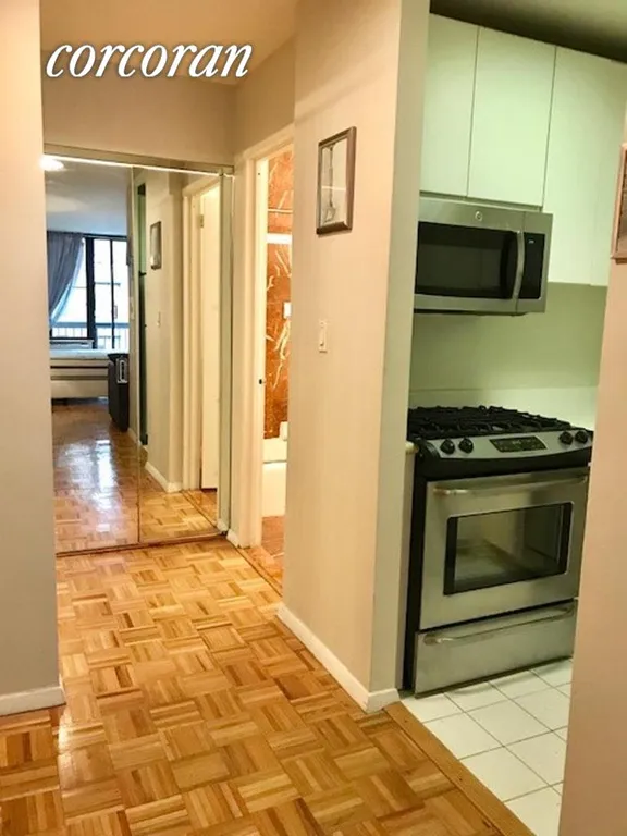 New York City Real Estate | View 130 West 79th Street, 9E | Kitchen | View 3