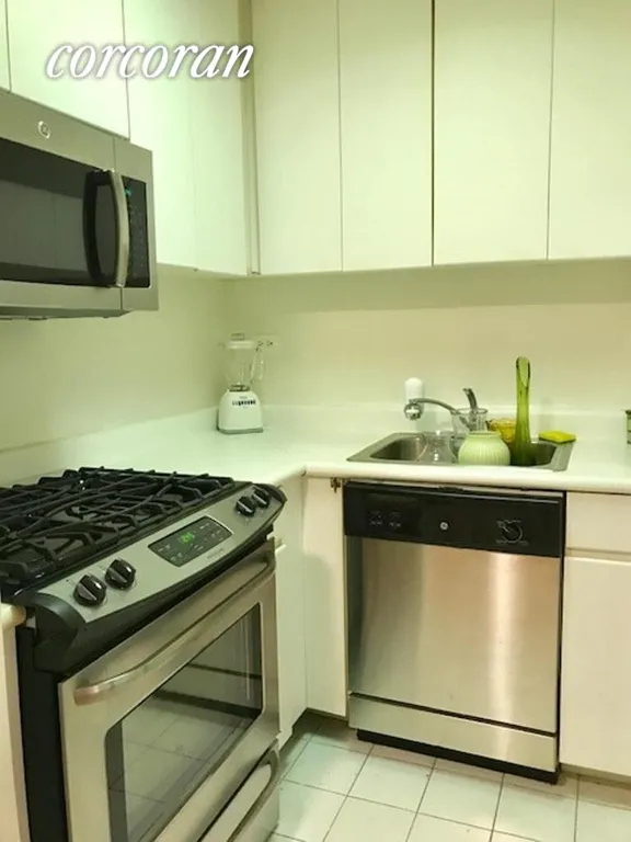 New York City Real Estate | View 130 West 79th Street, 9E | Kitchen | View 7