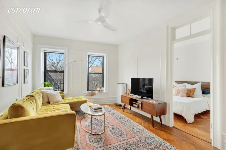 New York City Real Estate | View 147 Prospect Park Southwest, 11 | room 2 | View 3