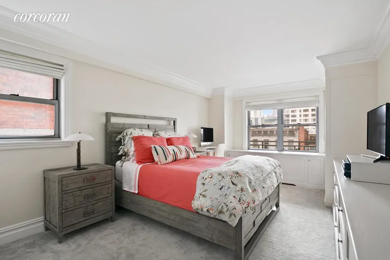 New York City Real Estate | View 360 East 72Nd Street, A606 | Bedroom | View 3