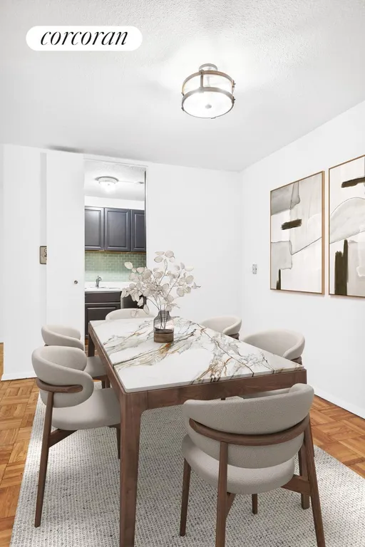 New York City Real Estate | View 300 East 40th Street, 25M | Dining Bay/ Foyer | View 3