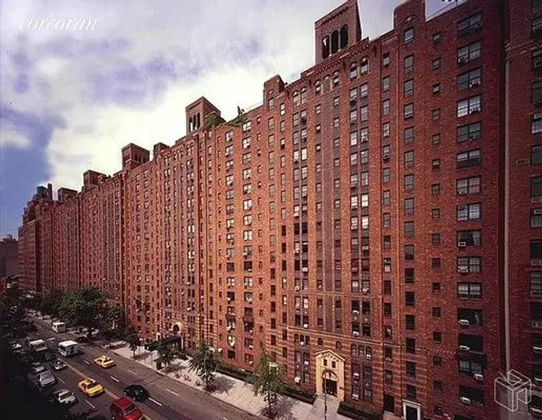 New York City Real Estate | View 470 West 24th Street, 16E | room 6 | View 7