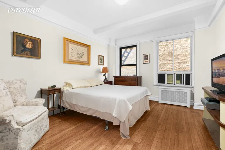 New York City Real Estate | View 760 West End Avenue, 3D | Bedroom | View 5