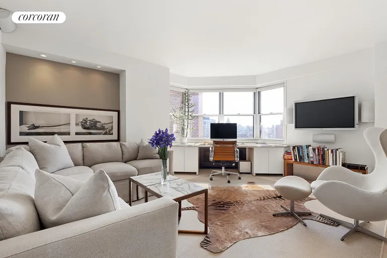 New York City Real Estate | View 14 Horatio Street, 17FG | Home Office / 2nd Bedroom | View 5