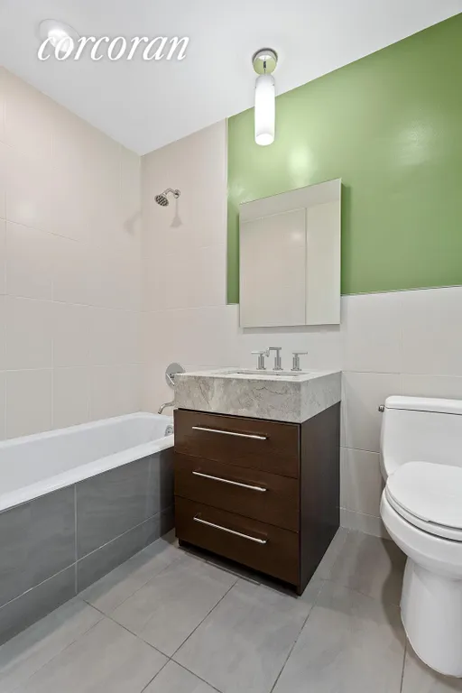 New York City Real Estate | View 5-26 47th Road, 5A | Full Bathroom | View 10