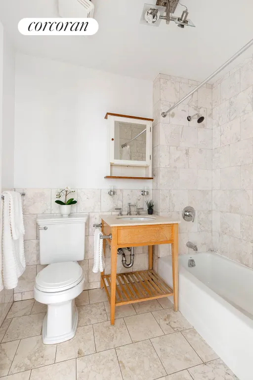 New York City Real Estate | View 42 Tiffany Place, 1C | Full Bathroom | View 6
