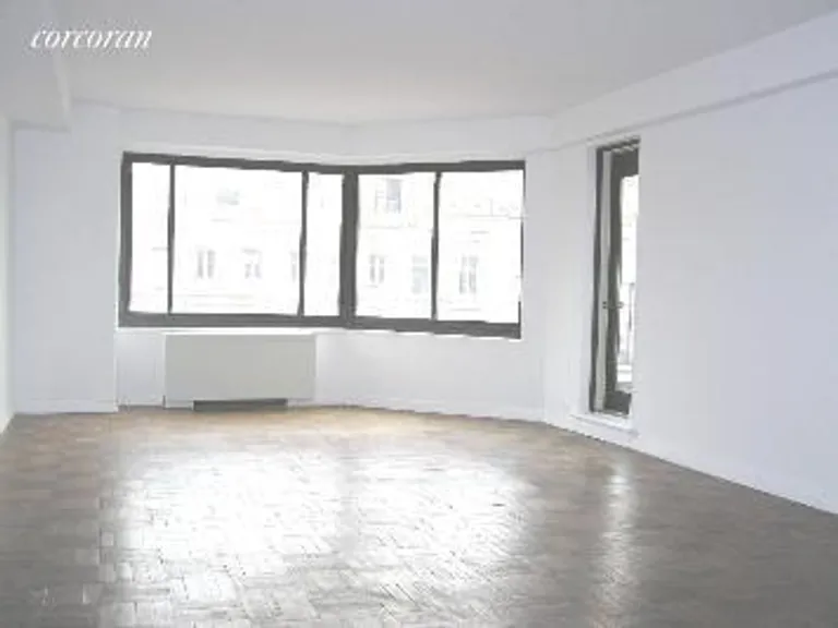 New York City Real Estate | View 10 East End Avenue, 17D | 4 Beds, 3 Baths | View 1