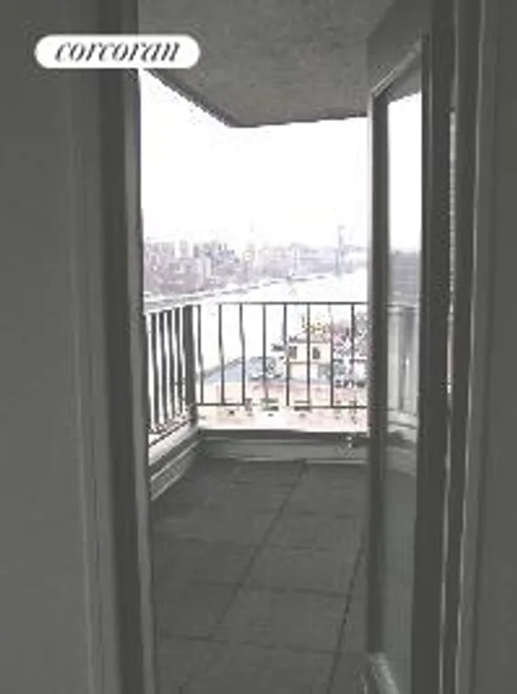 New York City Real Estate | View 10 East End Avenue, 17D | room 4 | View 5