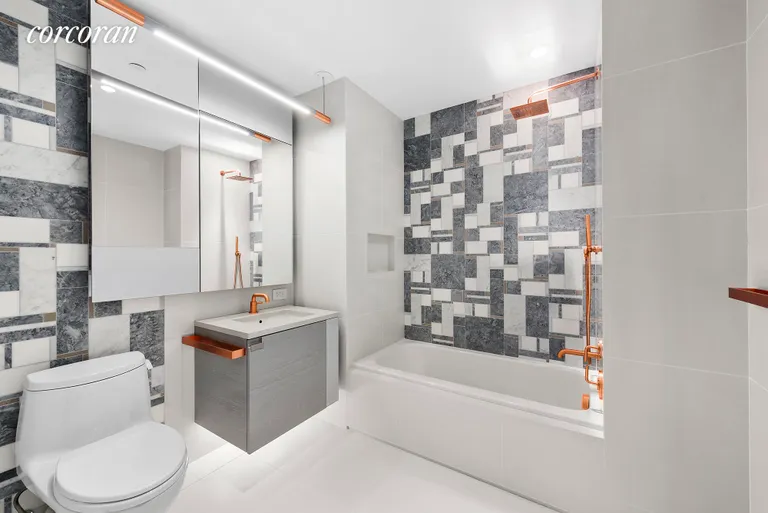 New York City Real Estate | View 1 City Point, 33E | Bathroom | View 9