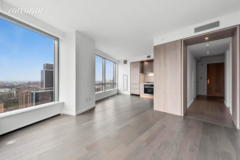 New York City Real Estate | View 1 City Point, 33E | Living Room | View 10