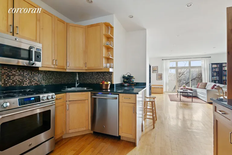 New York City Real Estate | View 675 Sackett Street, 101 | Kitchen | View 2