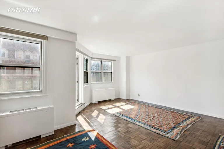 New York City Real Estate | View 123 East 75th Street, 11C | Living Room | View 3