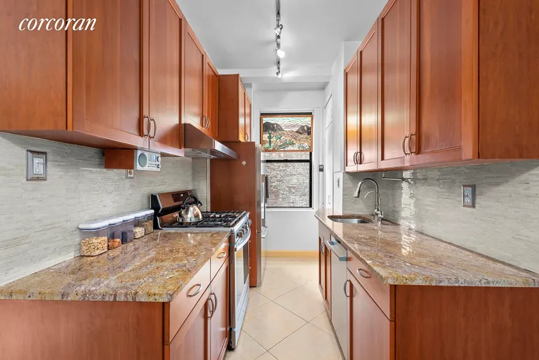 New York City Real Estate | View 130 West 86th Street, 3C | room 2 | View 3