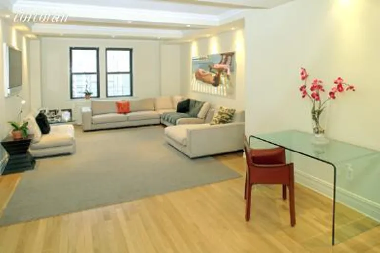 New York City Real Estate | View 610 Park Avenue, 12E | 6 Beds, 6 Baths | View 1
