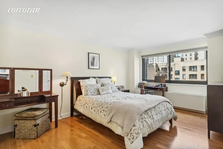 New York City Real Estate | View 1725 York Avenue, 7H | room 3 | View 4
