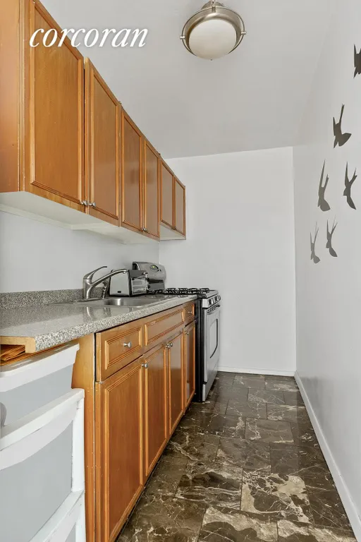 New York City Real Estate | View 140 West End Avenue, 28A | Kitchen | View 3
