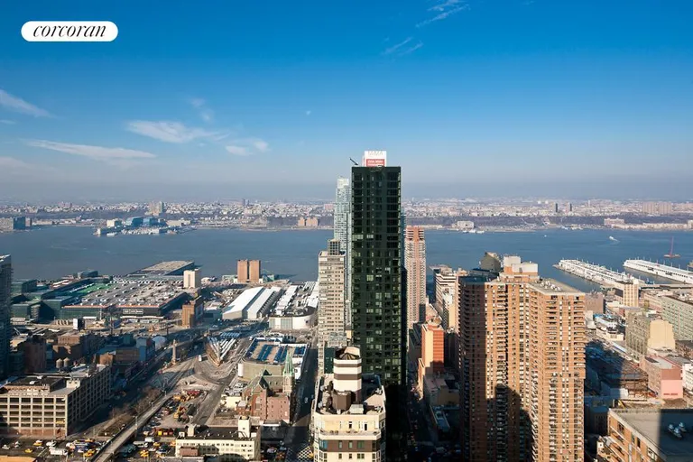 New York City Real Estate | View 350 West 42Nd Street, 58G/H | room 10 | View 11