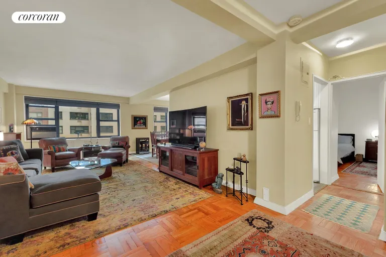 New York City Real Estate | View 425 East 79th Street, 8J | 1 Bed, 1 Bath | View 1