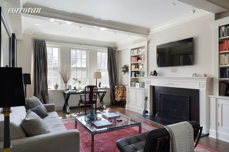 New York City Real Estate | View 39 Fifth Avenue, 6D | 1 Bed, 1 Bath | View 1