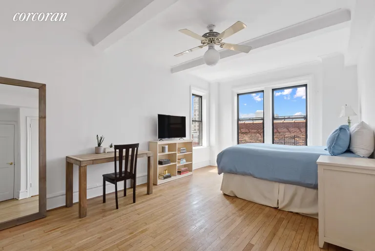 New York City Real Estate | View 467 Central Park West, 8F | room 2 | View 3