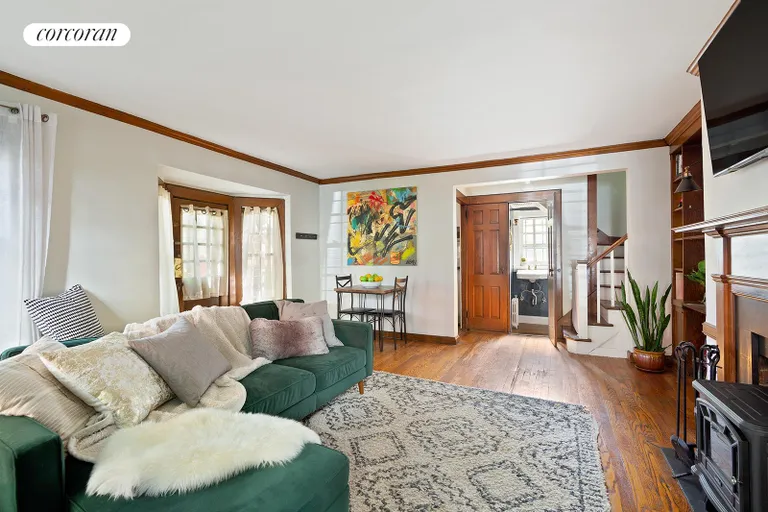 New York City Real Estate | View 24 Middagh Street | Living Room | View 12