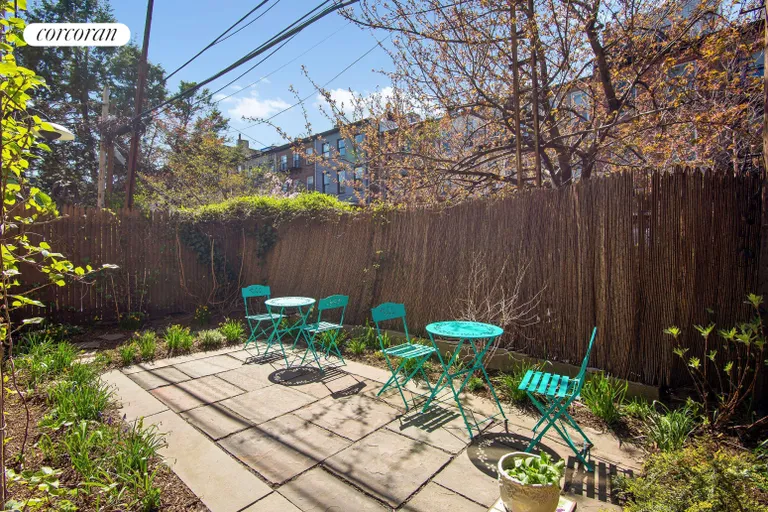 New York City Real Estate | View 24 Strong Place, 1 | Garden | View 13