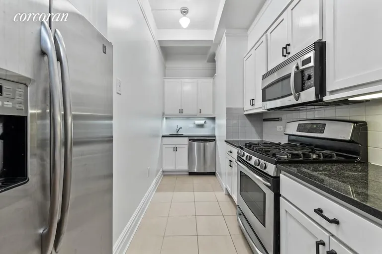 New York City Real Estate | View 101 Lafayette Avenue, 1M | Kitchen | View 7