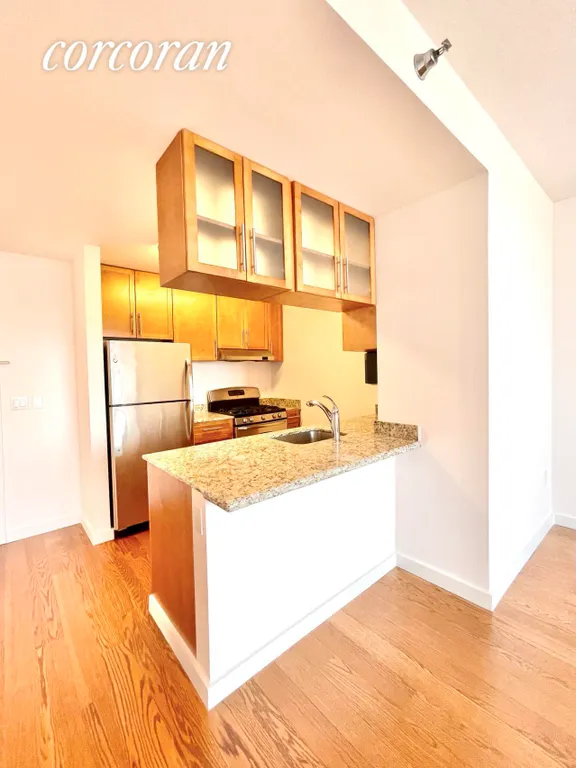 New York City Real Estate | View 131-09 40th Road, 1605 | room 1 | View 2