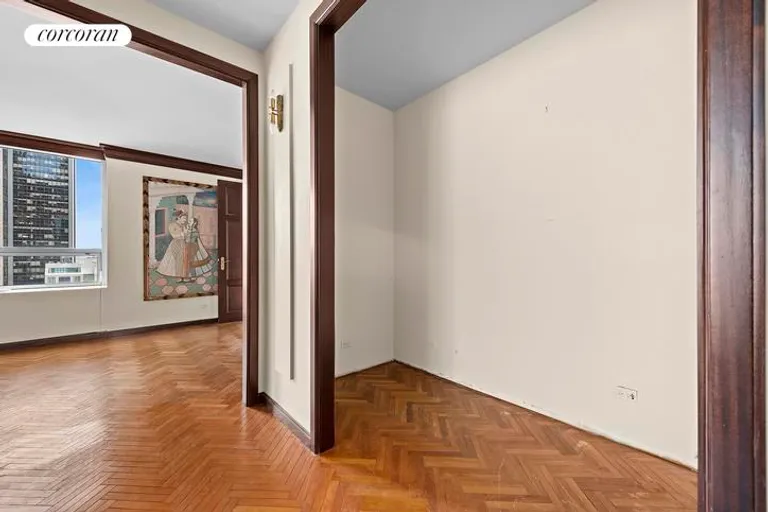 New York City Real Estate | View 15 West 53rd Street, 17F | room 9 | View 10