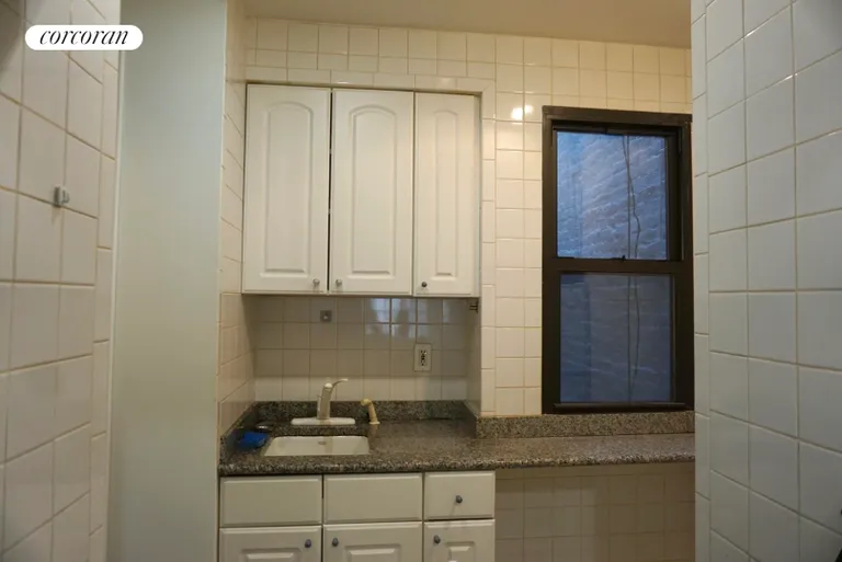New York City Real Estate | View 326 West 47th Street, 4D | room 2 | View 3