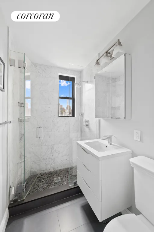 New York City Real Estate | View 240 East 79th Street, 15C | room 5 | View 6