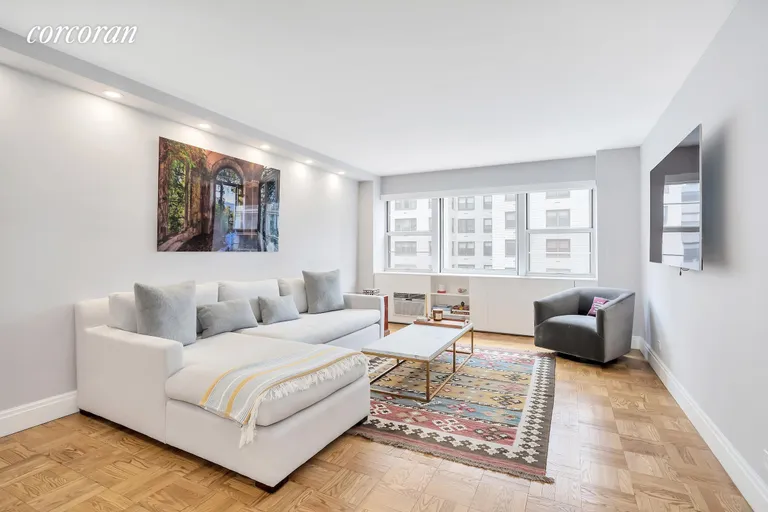 New York City Real Estate | View 39 Gramercy Park North, 6F | room 1 | View 2